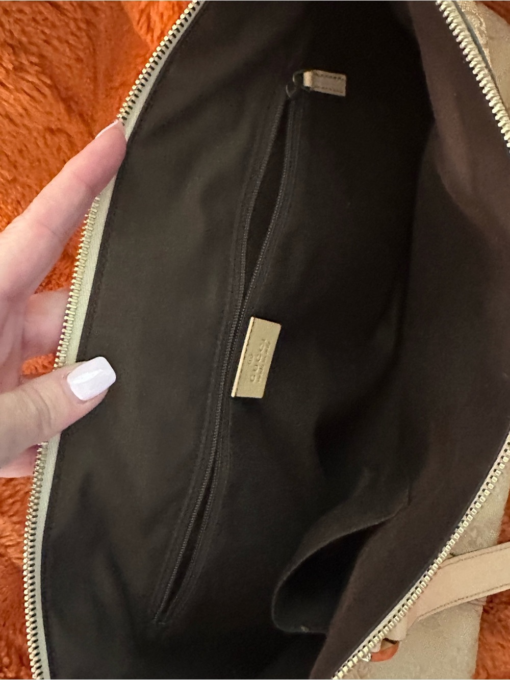 Gucci Monogram canvas tote - Picture 12 of 16